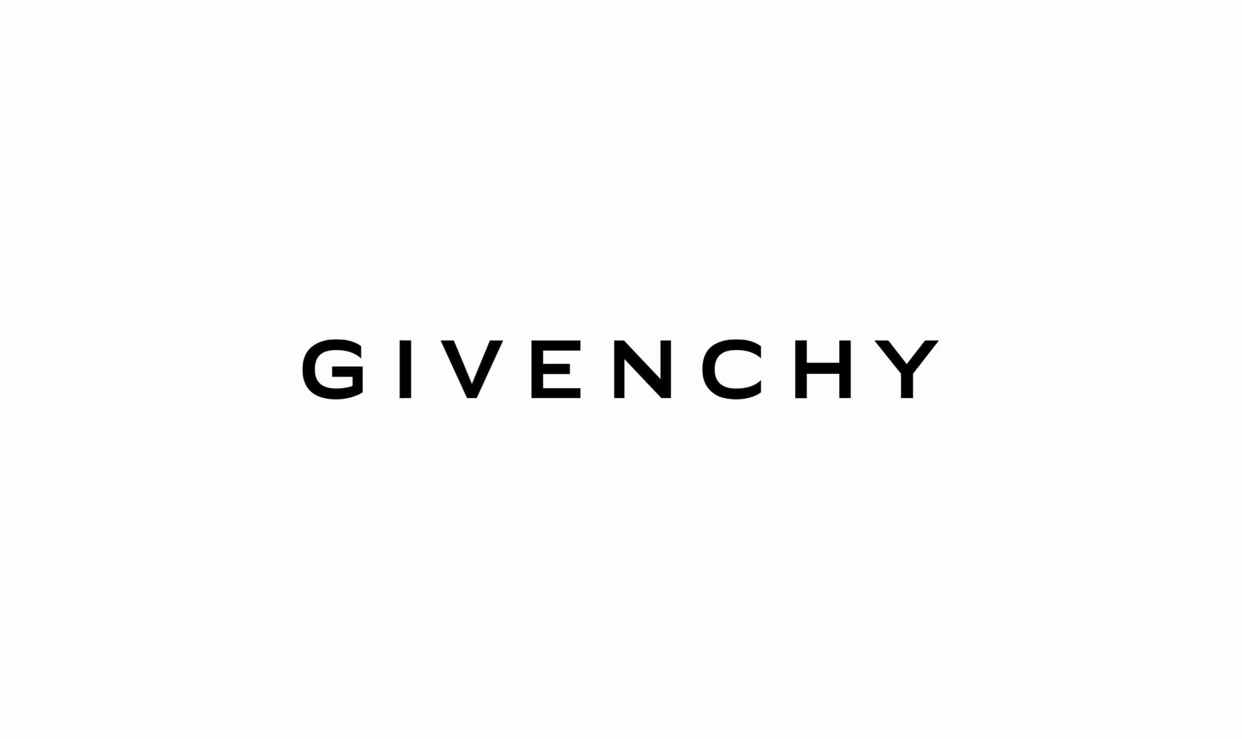 GIVENCHY